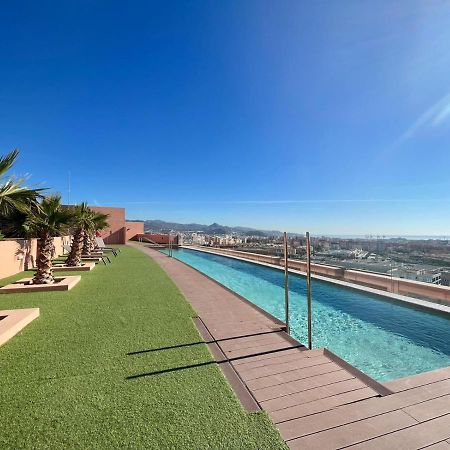 Sky Garden & Seasonal Pool Views By Ele Apartments 말라가 외부 사진