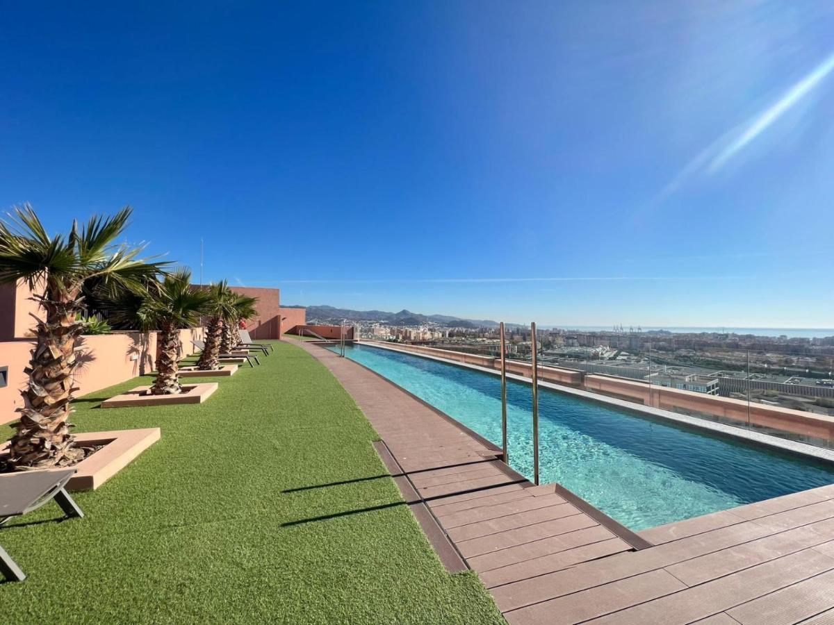 Sky Garden & Seasonal Pool Views By Ele Apartments 말라가 외부 사진
