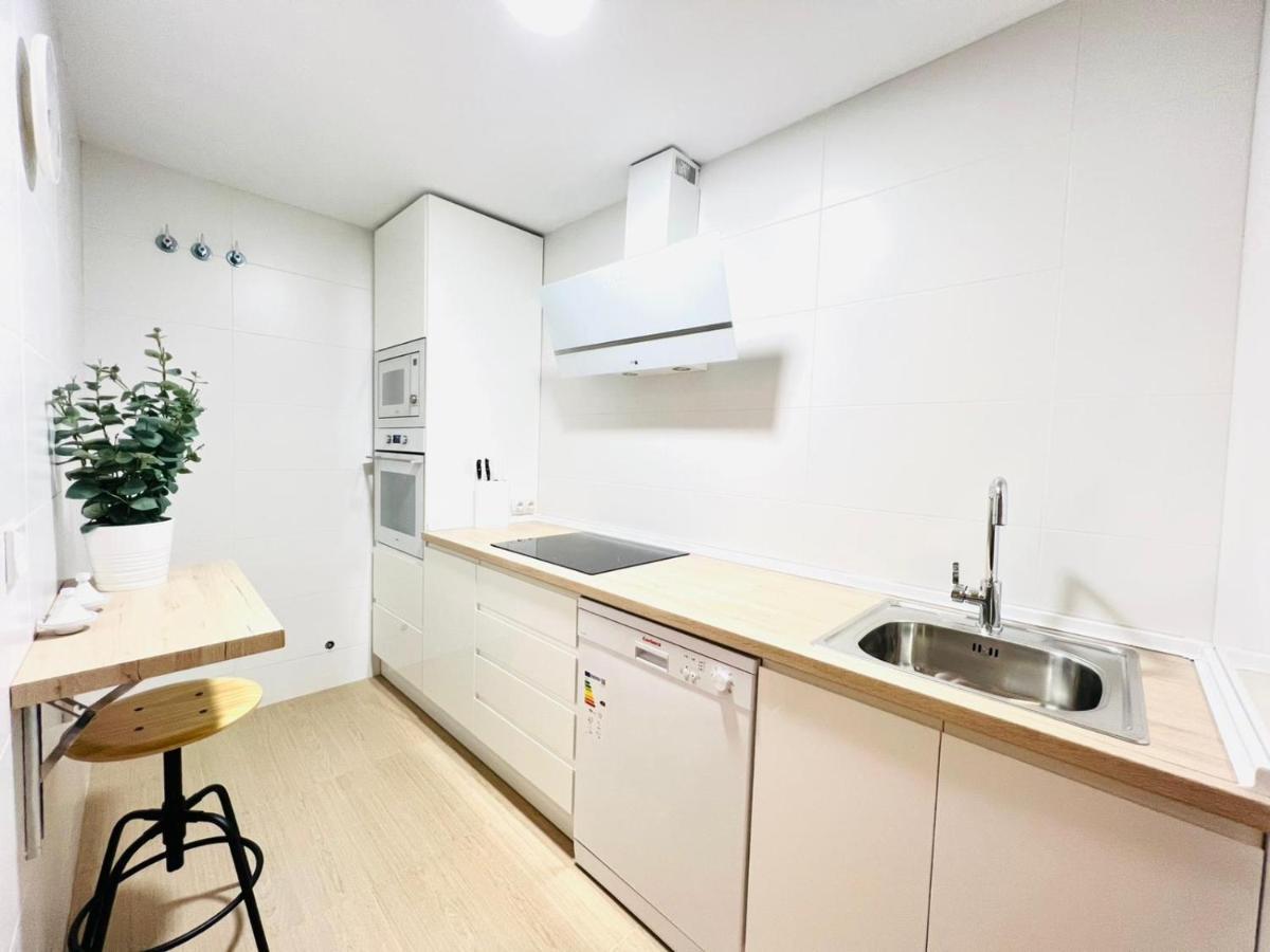 Sky Garden & Seasonal Pool Views By Ele Apartments 말라가 외부 사진