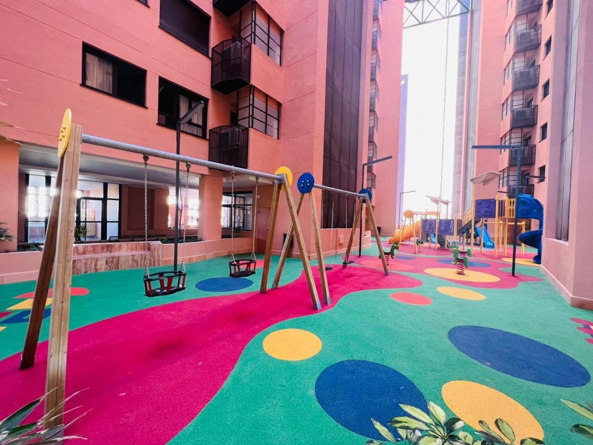 Sky Garden & Seasonal Pool Views By Ele Apartments 말라가 외부 사진